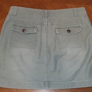 Green Denim Skirt with Pockets